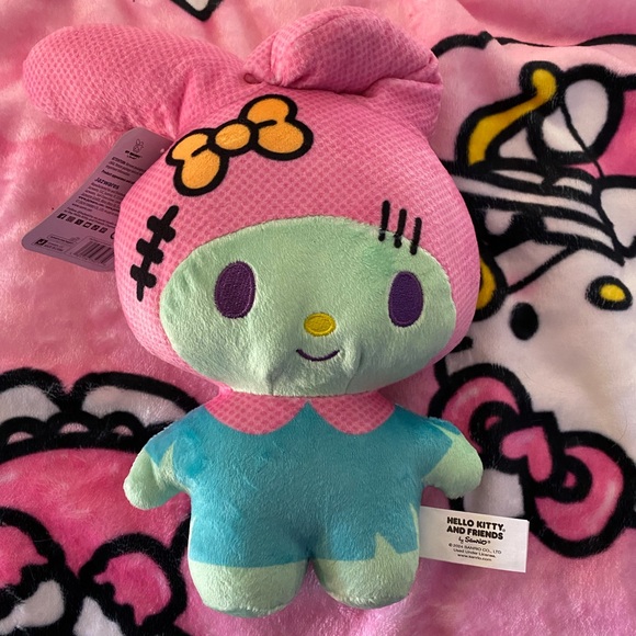 Hello Kitty Other - Hello kitty “my melody” halloween plush